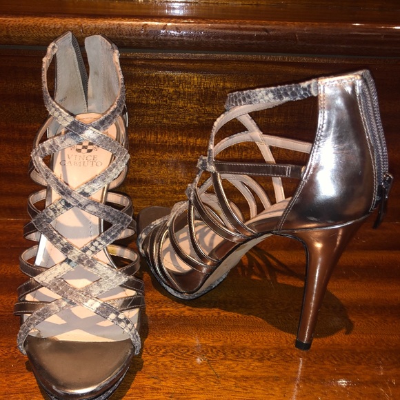 Vince Camuto Heels - Picture 3 of 4